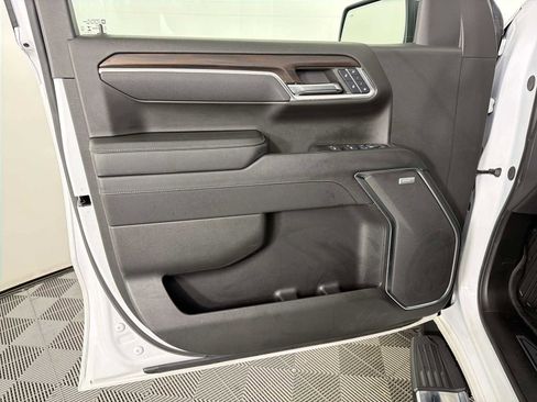 Used 2024 GMC Sierra 1500 SLT w/ SLT Premium Package image 8
