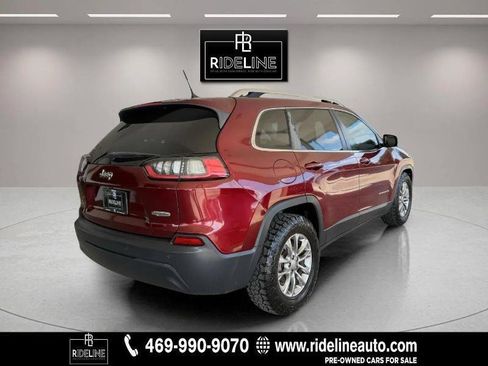 Used 2019 Jeep Cherokee Latitude Plus FWD image 7