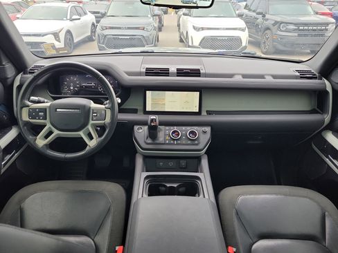 Used 2020 Land Rover Defender 110 SE image 17