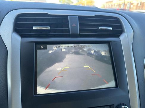 Used 2014 Ford Fusion Energi SE image 23