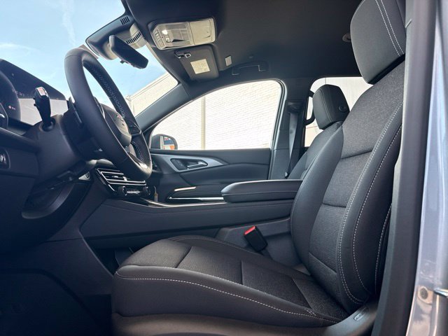 New 2026 Chevrolet Traverse LT w/ Driver Confidence Package FWD image 15