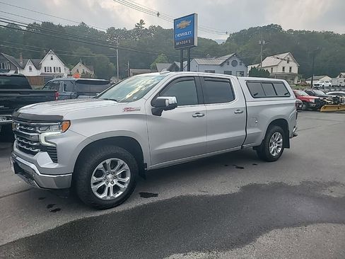 Certified 2022 Chevrolet Silverado 1500 LTZ w/ LTZ Convenience Package II image 33