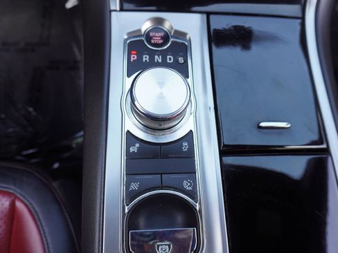 Used 2012 Jaguar XF R image 23