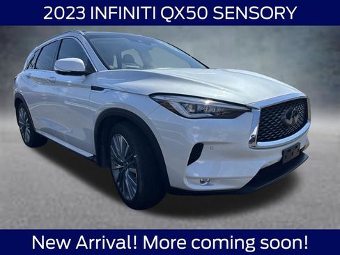 Used 2023 INFINITI QX50 Sensory image 1