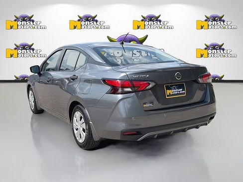 Used 2020 Nissan Versa S FWD image 7