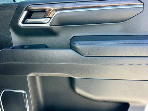 Used 2022 Chevrolet Silverado 1500 LT w/ All Star Edition Plus image 13