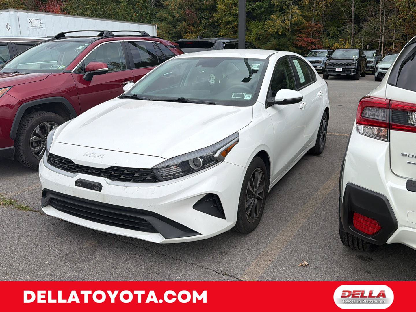 Used 2022 Kia Forte LXS w/ LXS Technology Package FWD image 1