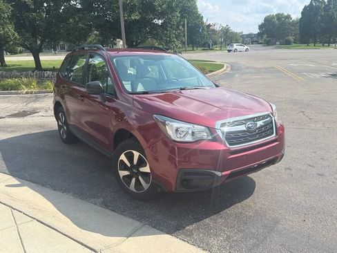 Used 2018 Subaru Forester 2.5i w/ Alloy Wheel Package AWD/4WD image 1
