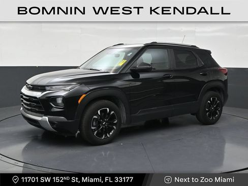 Used 2023 Chevrolet TrailBlazer LT FWD image 1