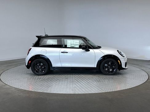 New 2026 MINI Cooper S image 10