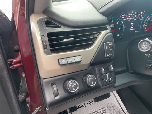 Used 2017 GMC Yukon XL Denali w/ Open Road Package image 40