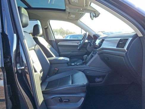 Used 2022 Volkswagen Atlas SEL image 13