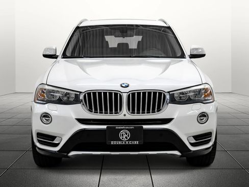 Used 2017 BMW X3 xDrive28i AWD/4WD image 6