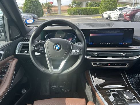 Used 2025 BMW X5 xDrive40i AWD/4WD image 21