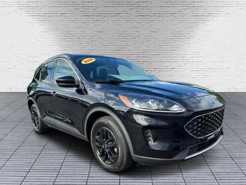 Used 2020 Ford Escape SE image 7