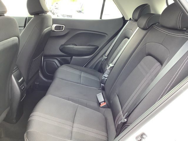 Used 2026 Hyundai Venue SEL FWD image 21