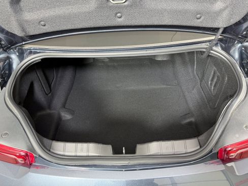 Used 2021 Chevrolet Camaro LT image 5