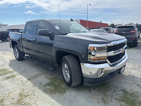 Used 2017 Chevrolet Silverado 1500 LT w/ All Star Edition image 3