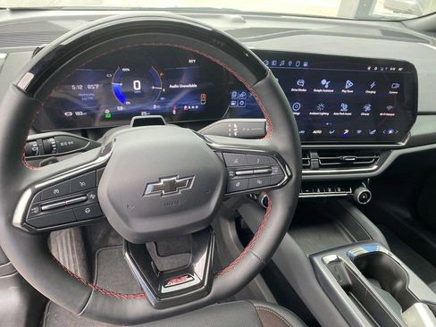 New 2024 Chevrolet Equinox EV RS image 10