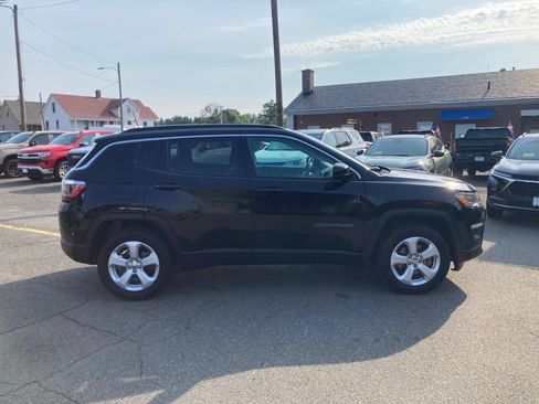 Used 2021 Jeep Compass Latitude AWD/4WD image 24