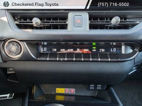 Used 2023 Lexus UX 250h F Sport image 19