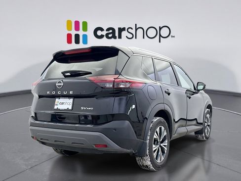 Used 2023 Nissan Rogue SV w/ SV Premium Package image 5
