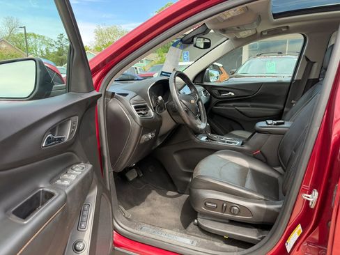 Used 2018 Chevrolet Equinox Premier AWD/4WD image 4