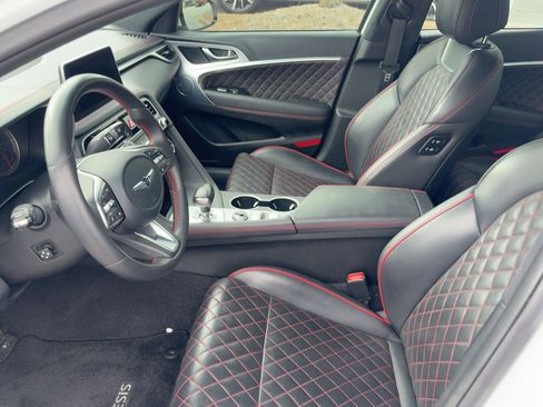 Used 2021 Genesis G70 3.3T w/ Sport Package image 19