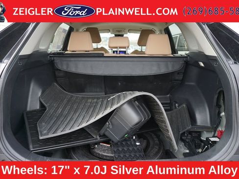 Used 2023 Toyota RAV4 LE AWD/4WD image 10