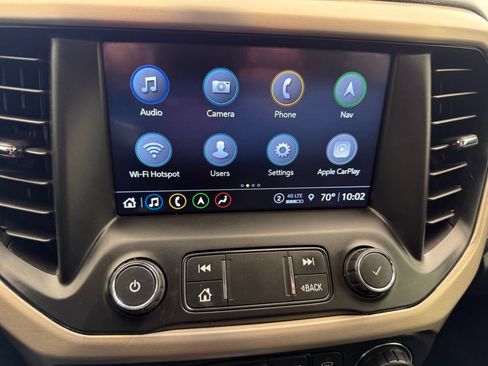 Used 2021 GMC Acadia Denali w/ Denali Technology Package FWD image 42