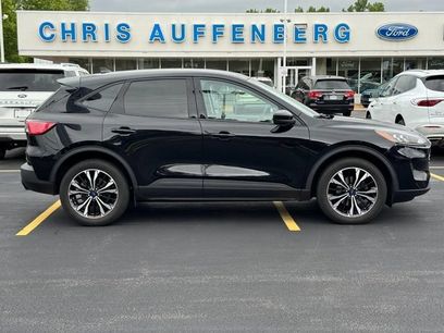 Used 2022 Ford Escape SE w/ SE Sport Appearance Package
