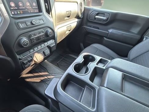 Used 2022 Chevrolet Silverado 2500 Custom w/ Custom Value Package AWD/4WD image 15