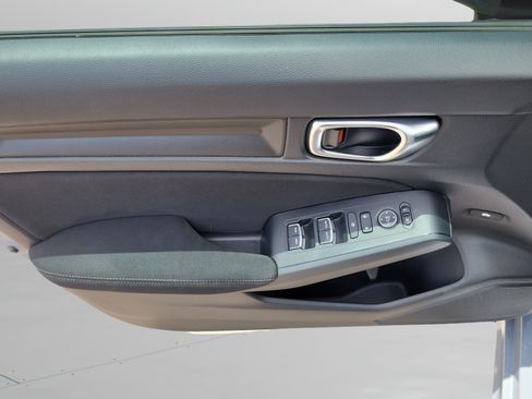 Used 2022 Honda Civic Sport image 21