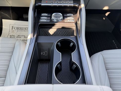 New 2026 Lincoln Nautilus Reserve AWD/4WD image 23