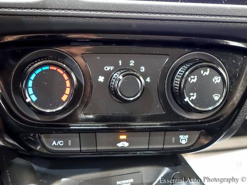 Used 2022 Honda HR-V LX image 22