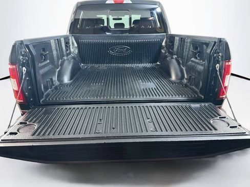 Used 2018 Ford F150 XLT w/ Equipment Group 302A Luxury AWD/4WD image 10