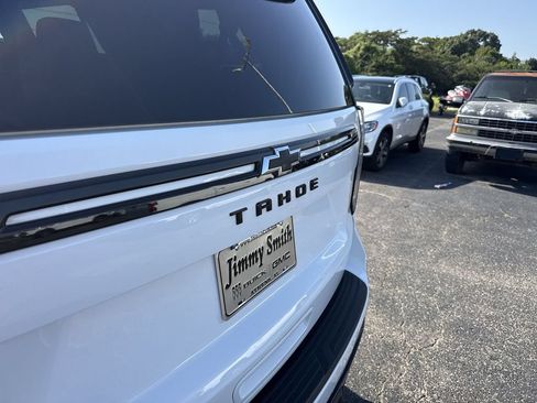 Certified 2024 Chevrolet Tahoe Z71 w/ Luxury Package AWD/4WD image 38