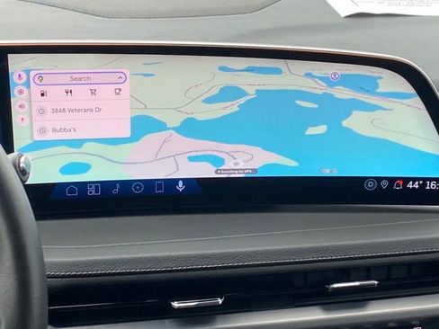 Certified 2025 Cadillac XT4 Premium Luxury image 10