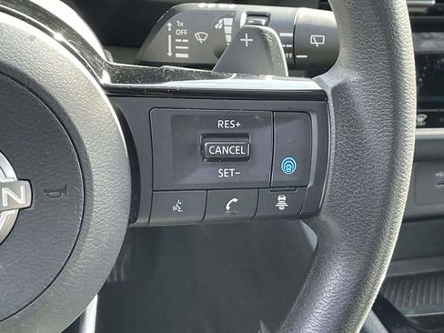 Used 2023 Nissan Rogue SV image 20