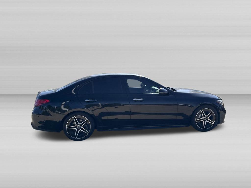 Used 2022 Mercedes-Benz C 300 4MATIC Sedan image 4