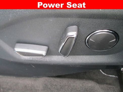 Used 2018 Ford Explorer Sport w/ Equipment Group 401A AWD/4WD image 31