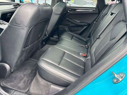 Used 2020 Porsche Macan S AWD/4WD image 12