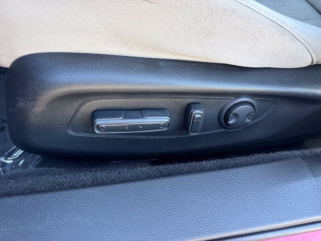Used 2023 Honda Accord EX image 12