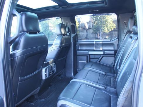 Used 2018 Ford F150 Raptor w/ Equipment Group 802A Luxury AWD/4WD image 9