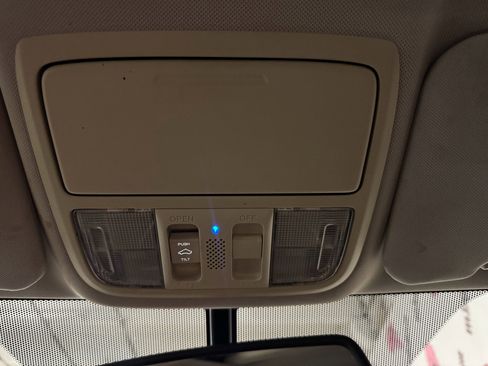 Used 2015 Honda CR-V EX-L image 17