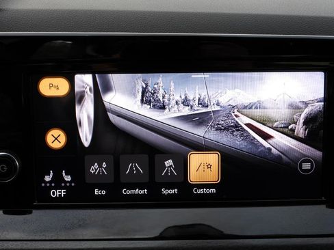 Used 2024 Volkswagen GTI S image 71