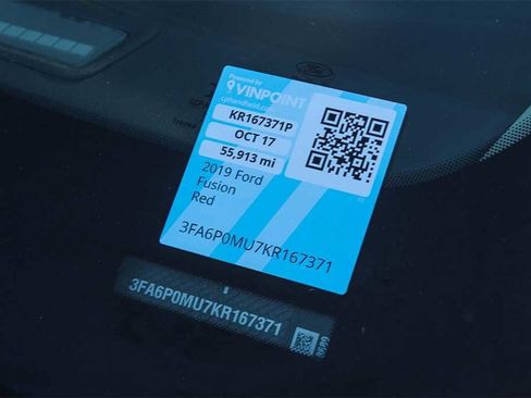 Used 2019 Ford Fusion SEL image 27