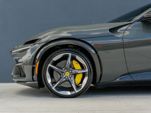 Used 2024 Ferrari Purosangue AWD/4WD image 16