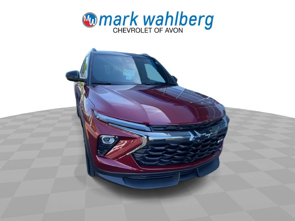 Used 2024 Chevrolet TrailBlazer RS w/ Convenience Package AWD/4WD image 2