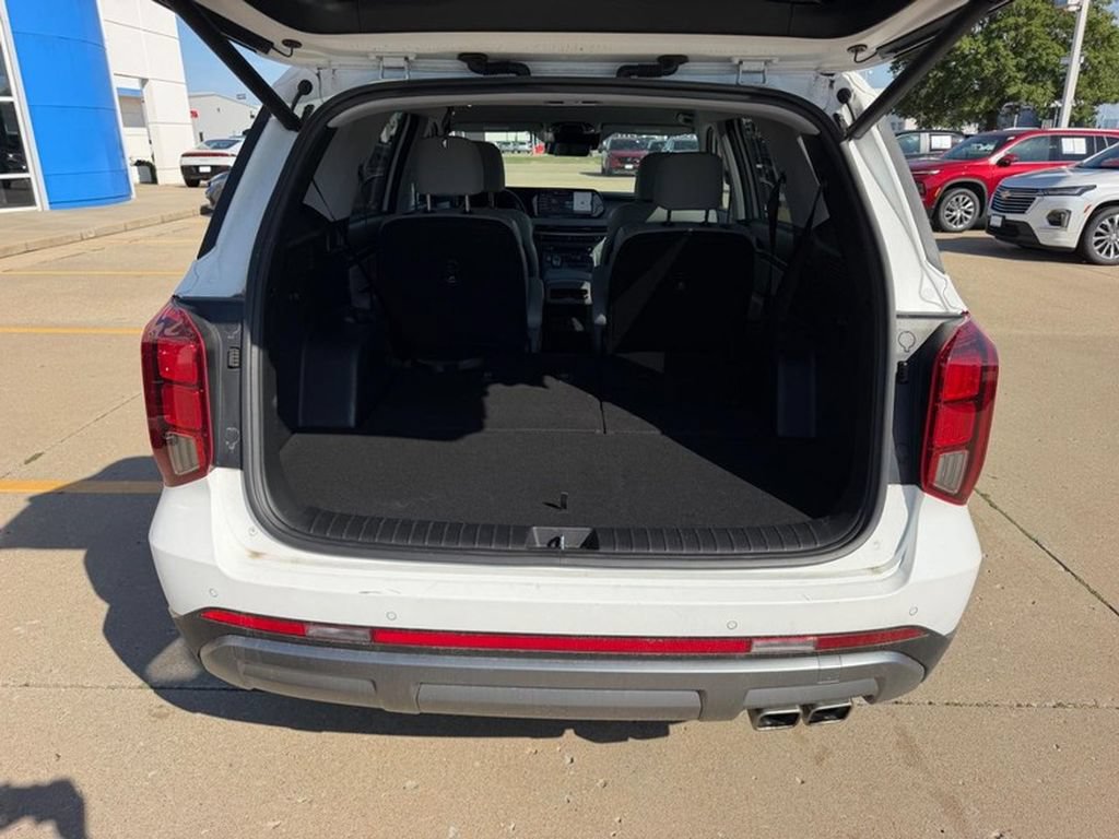 Used 2025 Hyundai Palisade SEL AWD/4WD image 4